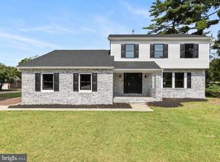 707 Bellevue Ave, Hammonton, NJ 08037