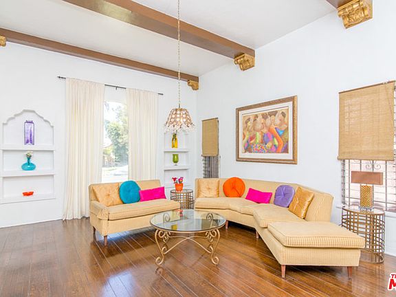 3rd image of 1616 S Crescent Heights Blvd