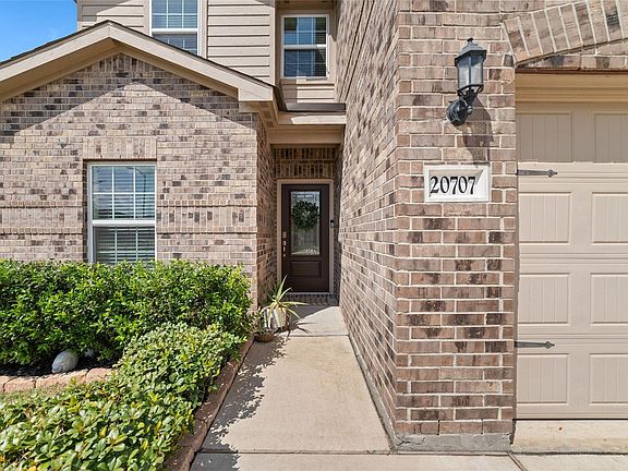 2nd image of 20707 Solstice Point Dr