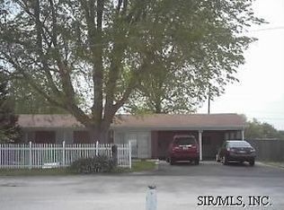 19 Delano Dr, Cahokia, IL 62206