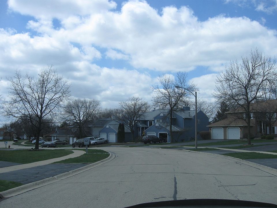 2nd image of 2467 Brunswick Cir #23