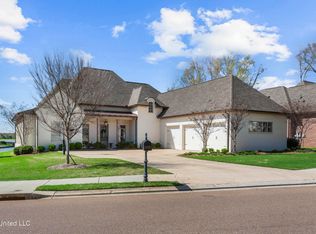 121 Camden Point, Madison, MS 39110