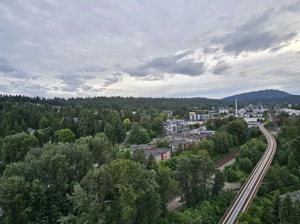 308 Morrissey Rd #2205, Pt Moody, BC V3H 0M2