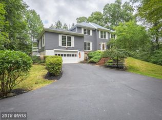 7492 Devon Ln, Manassas, VA 20112
