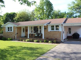 1610 Sunset Dr, Murray, KY 42071