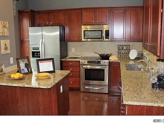 2nd image of 7002 Yukon Ct Unit 33126
