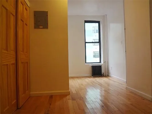 Rented by I & I New York | media 9