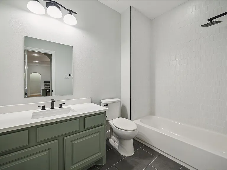 226 Jade Point — Photo 27