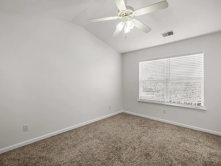 70 Winter Lake Cir — Photo 13