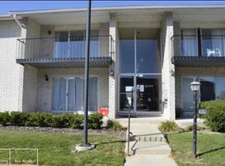8353 Kennedy Cir UNIT 4, Warren, MI 48093