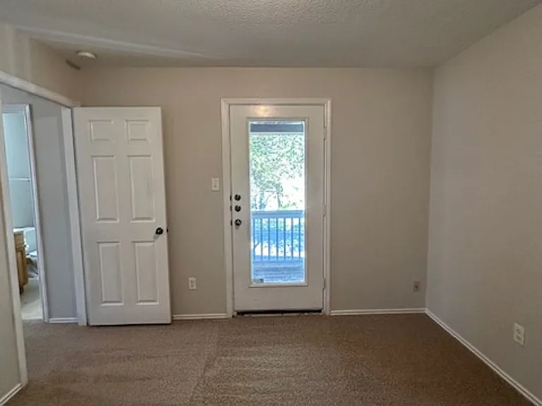 5157 Hartson — Photo 26
