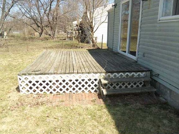 2nd image of 2638 N Fairhaven Dr