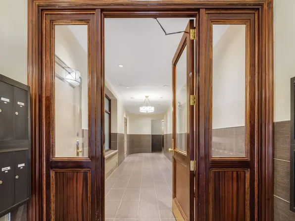 212 East 13th Street