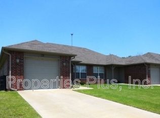 932 Hamilton Fls, Catoosa, OK 74015