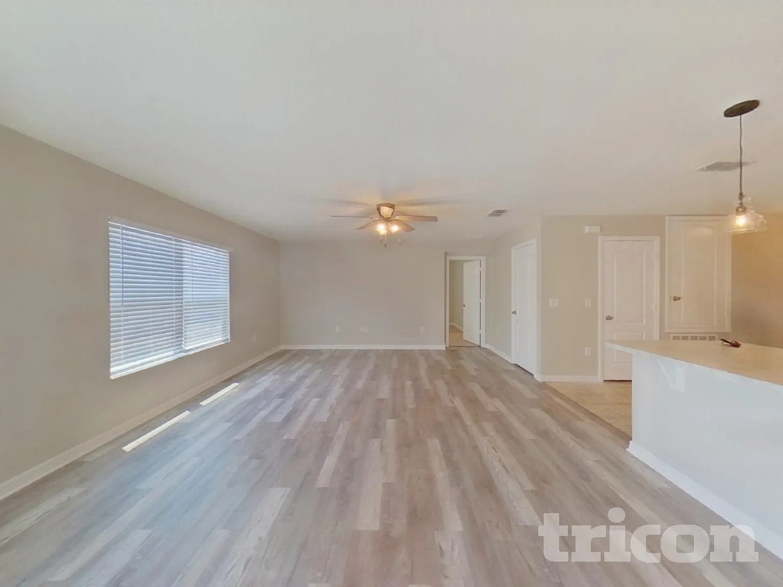 2244 Gladiolus Lane Mascotte FL — Photo 2