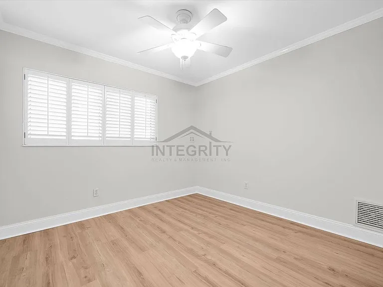 3315 W Beaumont St — Photo 36
