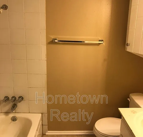 1013 Kelly Park Rd — Photo 16