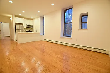 Rented by Uptown Flats LLC