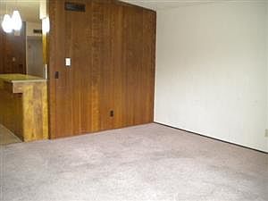 4th image of 531 Dayton Ave