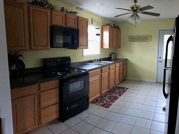 5th image of 3109 N 21st St