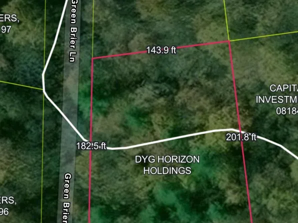 183 Ledgeview Dr, Hawley, PA 18428