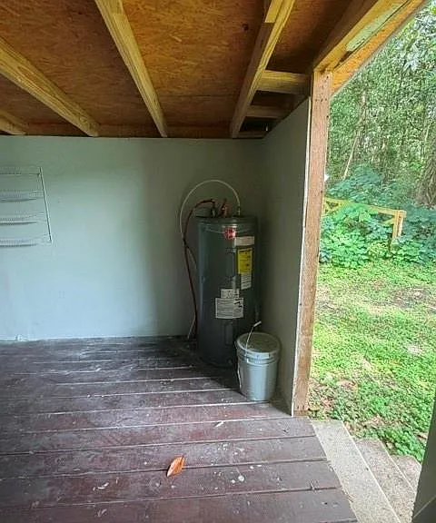 10375 Freeland Ave — Photo 9