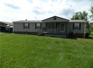 3342 Dover Rd, Woodlawn, TN 37191