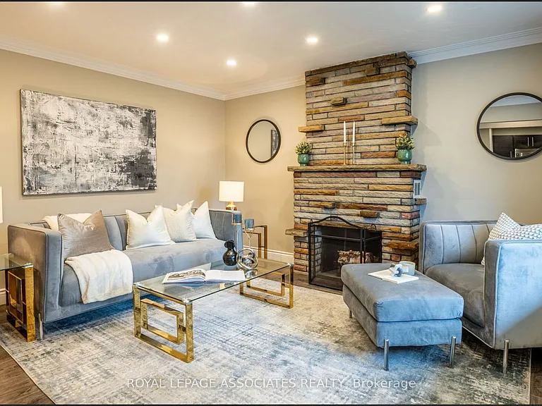 203 Cromwell Ave #MAIN — Photo 3