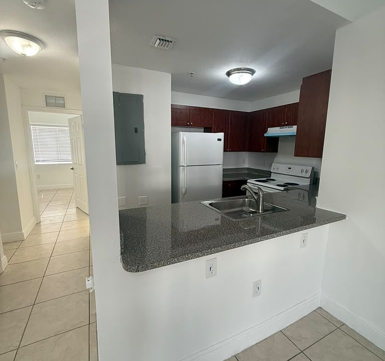 1st image of 2461 W 78th St APT 103