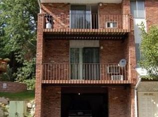 402 Old Mill Rd, Southfields, NY 10975