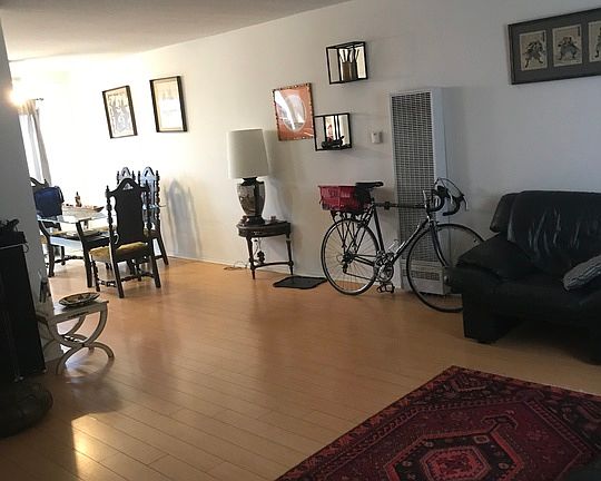 2nd image of 3562 Mentone Ave APT 5