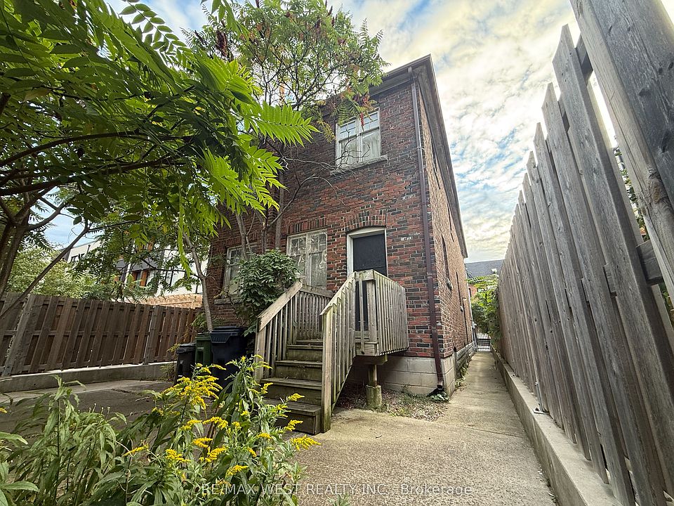 2nd image of 51 Augusta Ave