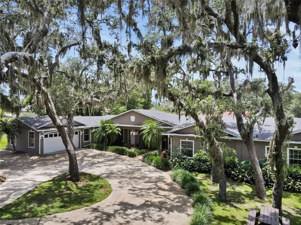 81 N Carol Ave, Mascotte, FL 34753