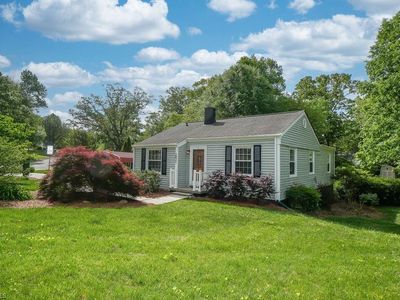 2821 Shady Lawn Dr, Greensboro, NC, 27408