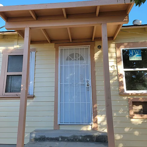 10057 Cherry Ave #5 Photo 1