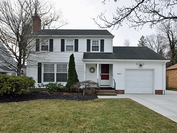 2nd image of 23607 Belmont Dr