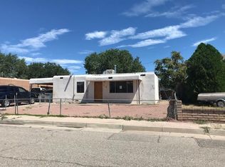 1326 San Antonio St NW, Albuquerque, NM 87104