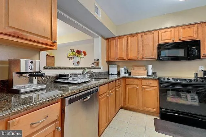 3179 Summit Square Dr #2-B3 — Photo 13