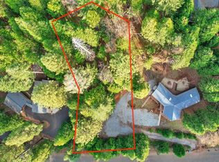 7105 Lakewood Dr, Pollock Pines, CA