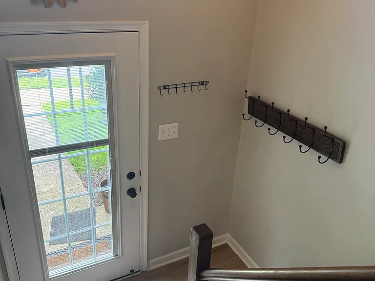 1606 Fieldthorn Dr — Photo 17