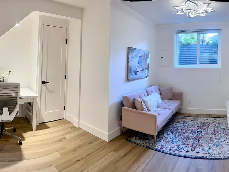 3851 Paseo Del Prado — Photo 13