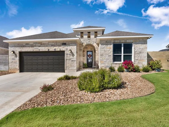 106 Madrona Ln, Fredericksburg, TX 78624