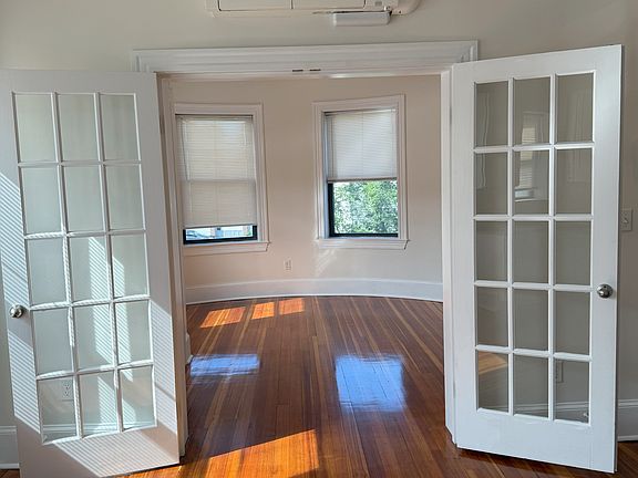 3rd image of 9 Seaverns Ave APT 2F