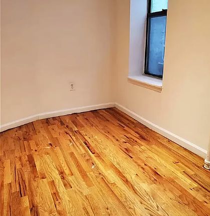 3rd image of 449 W 37th St APT 4FE
