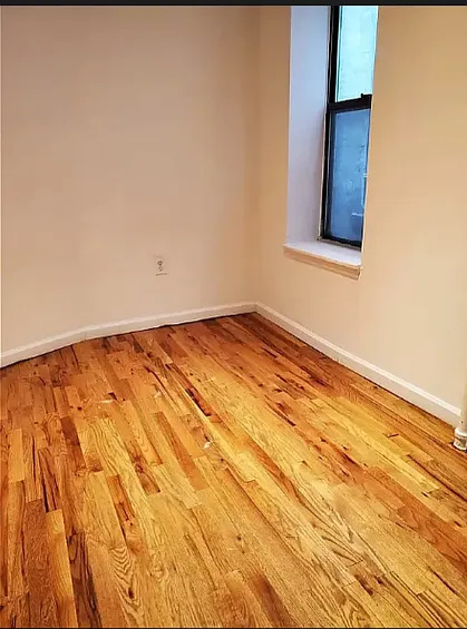 449 W 37th St #4FE — Photo 3