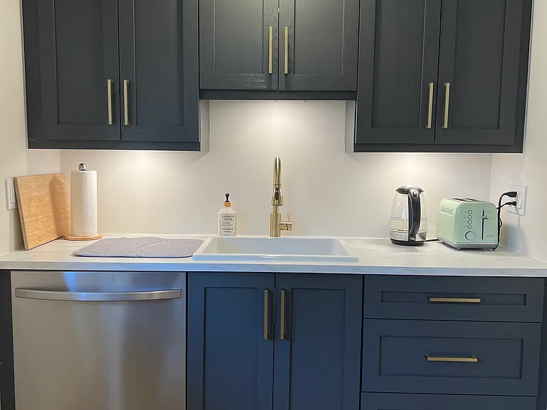 1252 Oscar St — Photo 5