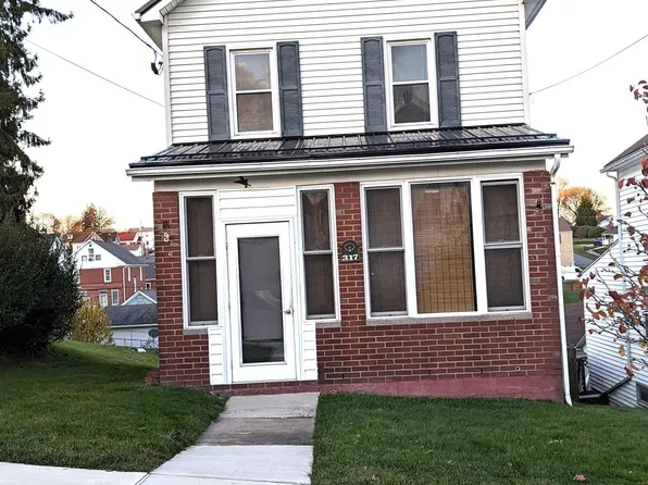 317 E Sample St, Ebensburg, PA 15931