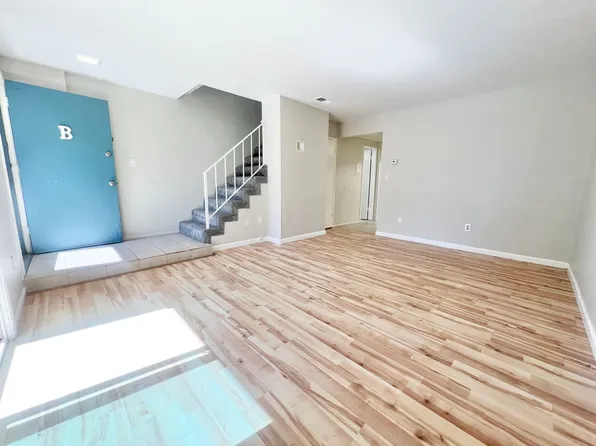 114 20th St, Huntington Beach, CA 92648