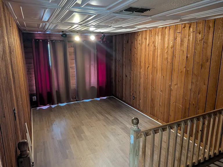 10981 Village Green Ave — Photo 37