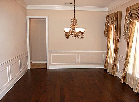5th image of 2034 Boxwood Dr